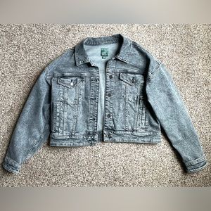 Wild Fable distressed cropped jean jacket